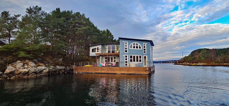Floating Villa in Bergen